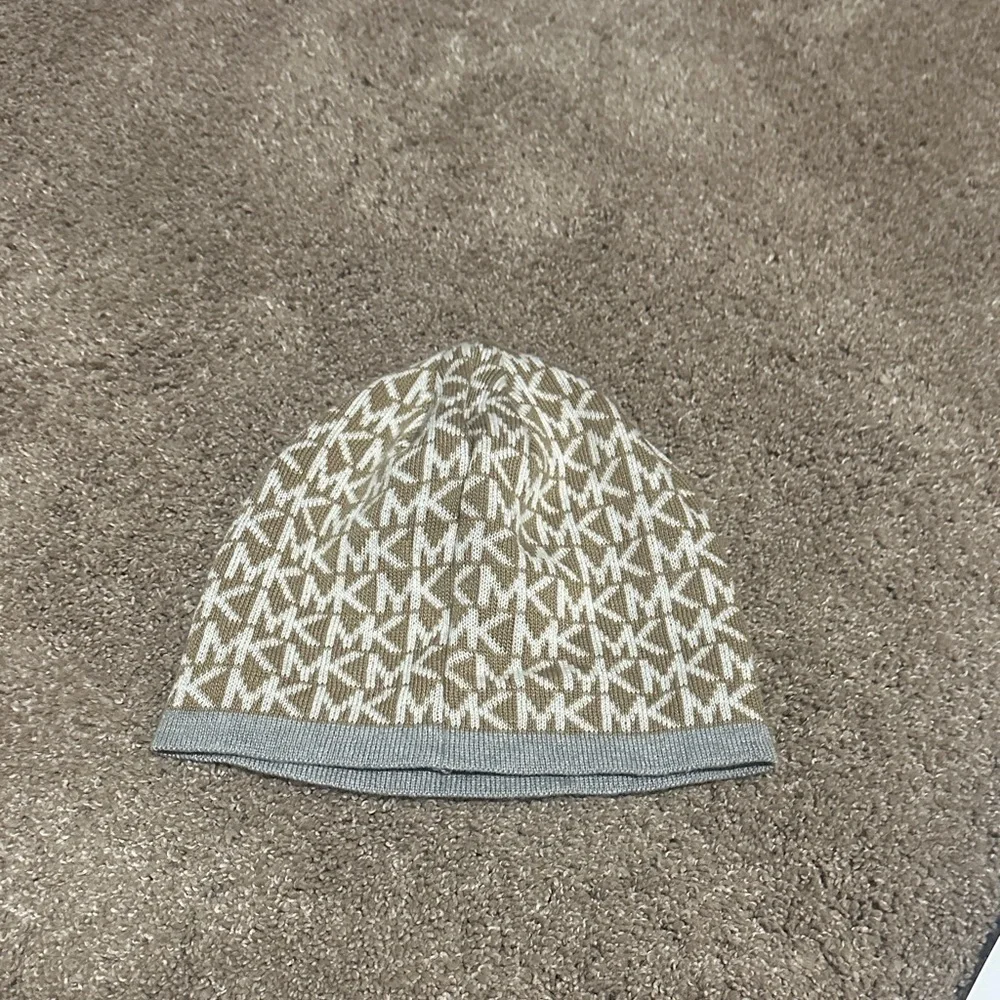 MK NWOT Beanie